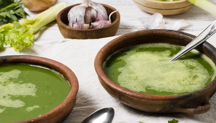 soup-bowls-with-garlic-parsley-min-min